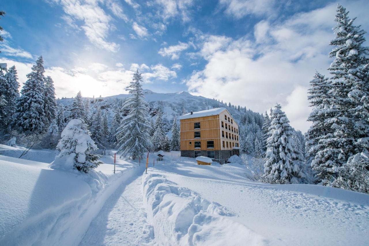 Berghotel Mettmen Schwanden  外观 照片