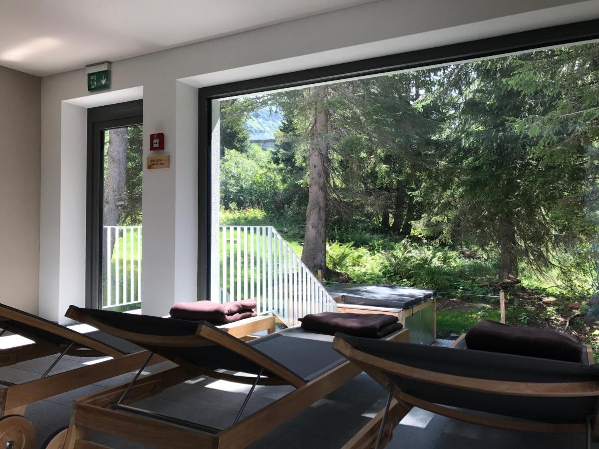 Berghotel Mettmen Schwanden  外观 照片