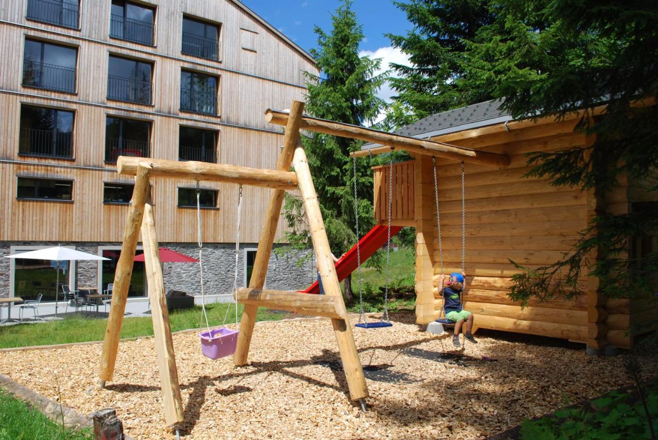 Berghotel Mettmen Schwanden  外观 照片